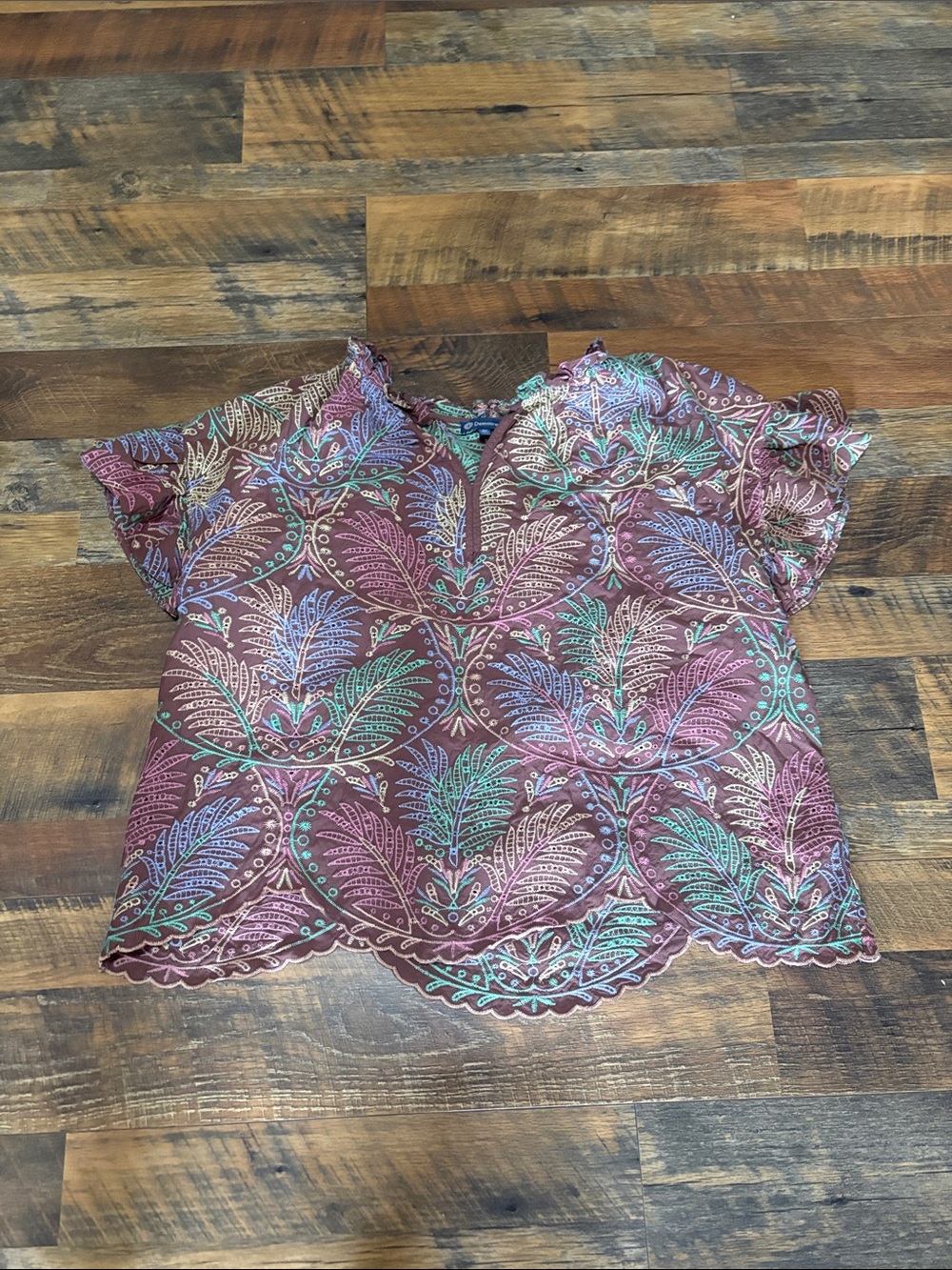 Democracy Women's Embroidered Eyelet Slv Top Dusty Grape‎